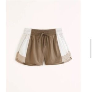 Abercrombie & Fitch YPB motionTEK High Rise Lined Workout Short